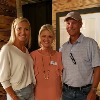 Profile Picture of Beth Walters Schultz (@bethschultz) on Instagram