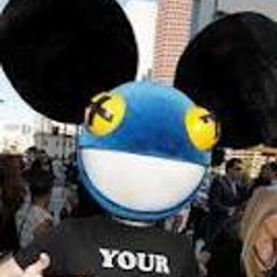 Profile Picture of Lorenzo Velasquez (@LorenVeAbAlone) on Twitter
