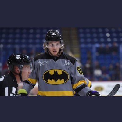 Profile Picture of Corey Mackin (@CMackin_21) on Twitter