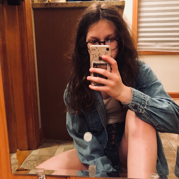Profile Picture of Sonia Mlakar (@soniamlakar) on Poshmark