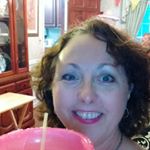 Profile Picture of Leah Stanfield Charlton (@leahreads50) on Instagram