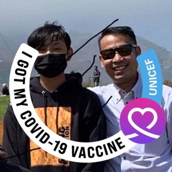 Profile Picture of Steve Lau (@oakleywinn) on Poshmark