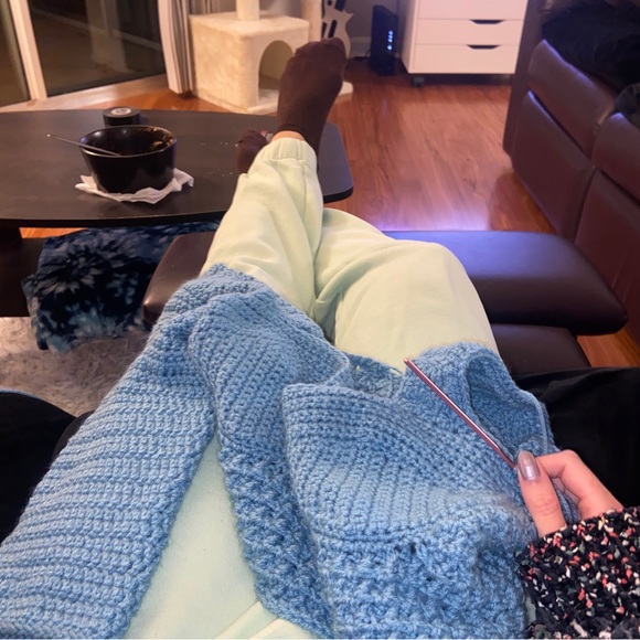 Pj Smith - Poshmark Profile Picture of Pj Smith (@pey_j_sha) on Poshmark