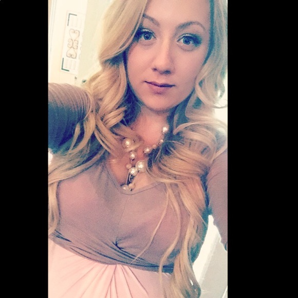 Profile Picture of Jamie Cabella (@jaybella069) on Poshmark