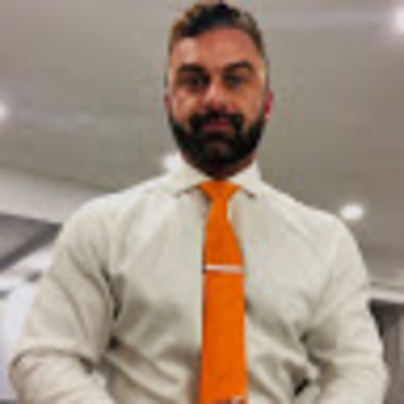 Profile Picture of Gerritt Savoie (@gerrittsavoie) on Poshmark