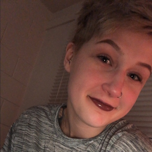 Profile Picture of Sophie Halwachs (@shalwachs) on Poshmark