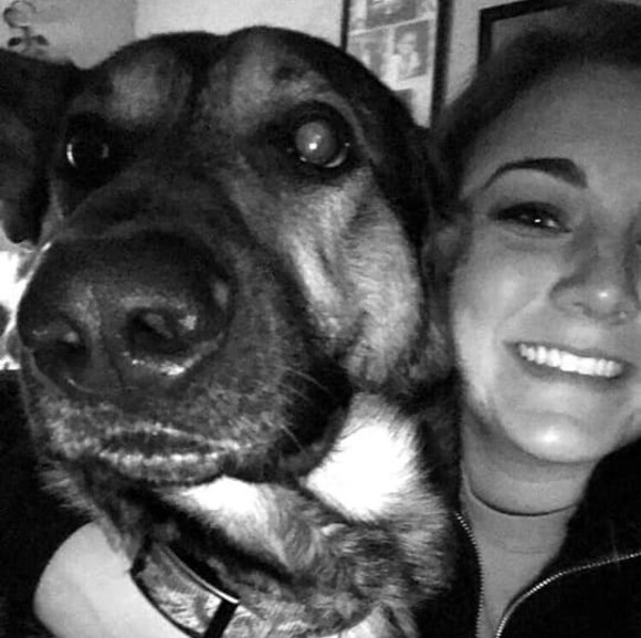 Profile Picture of Chey Wigal (@cheywigal) on Poshmark