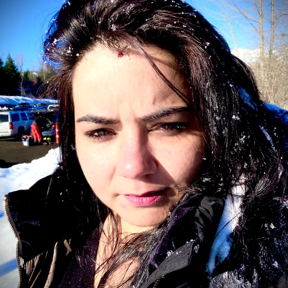 Radhika Arora - Poshmark Profile Picture of Radhika Arora (@radsmann) on Poshmark