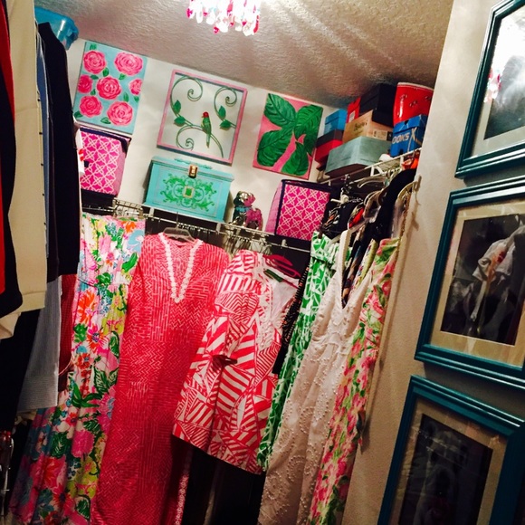 Profile Picture of Andrea Eshack (@ashack78) on Poshmark