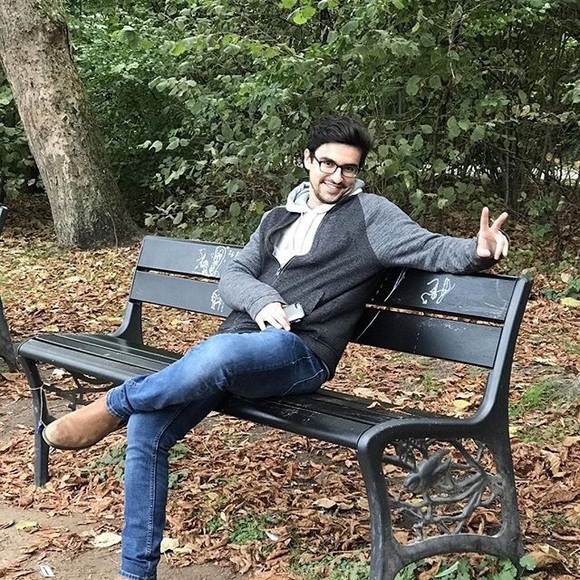 Didimitri Panagopoulos - Poshmark Profile Picture of Didimitri Panagopoulos (@dimitrip114) on Poshmark