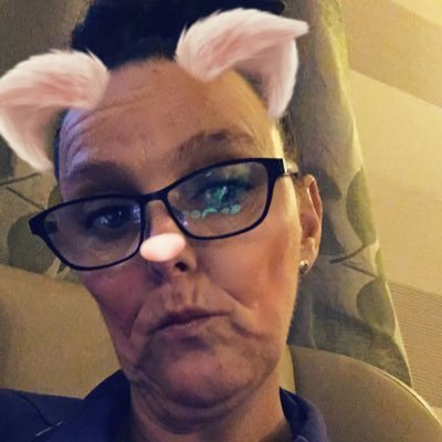 Profile Picture of Beverley Cunningham (@bevcunno) on Twitter