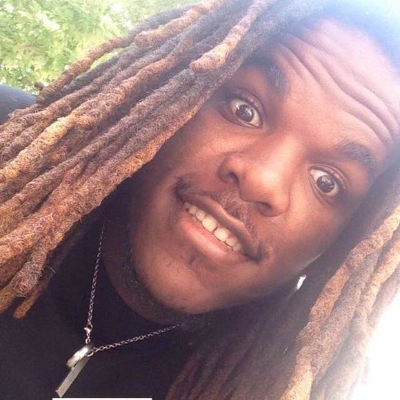 Profile Picture of Derell Wilson (@djderell) on Poshmark