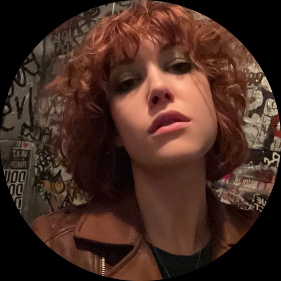 Profile Picture of June kat Mccall (@junekatm) on Poshmark