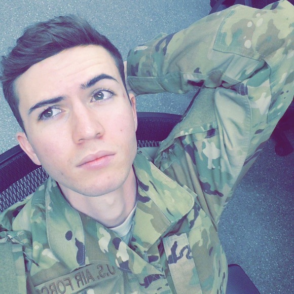 Profile Picture of Matthew Way (@matthew101x) on Poshmark