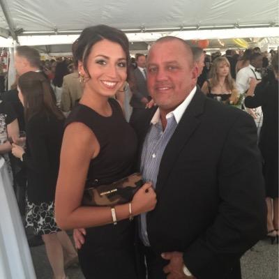 Profile Picture of Mike Newcomer (@newkie33) on Twitter