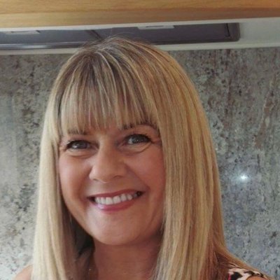 Profile Picture of Elaine Douglas (@sweetvatreats) on Twitter