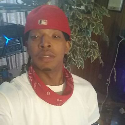 Profile Picture of Ricky Singleton (@RickySingleto14) on Twitter