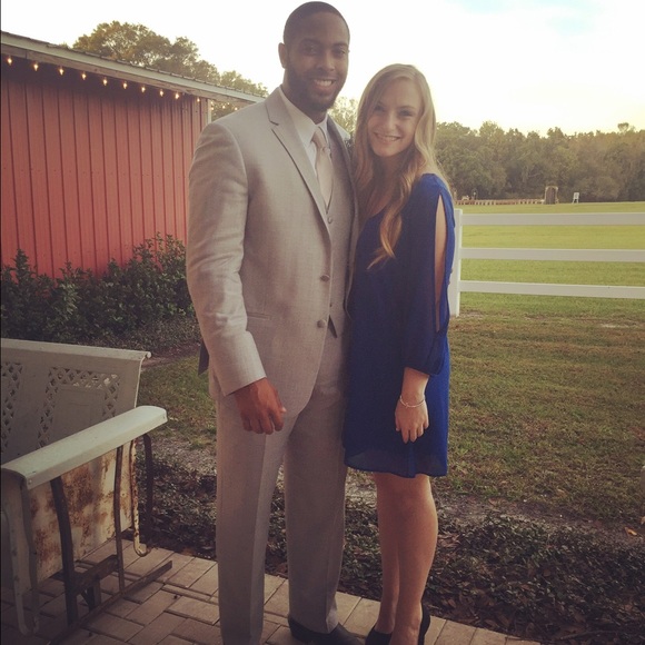 Profile Picture of Kaitlyn Herbert (@kgherbert) on Poshmark