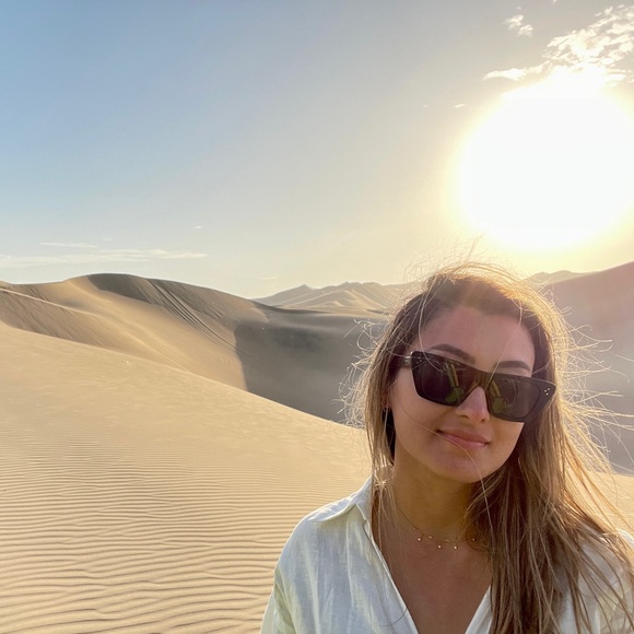 Profile Picture of Joany Alemany (@joany13) on Poshmark