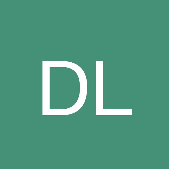 Profile Picture of Daniel Larsen (@dlarsen522) on Poshmark
