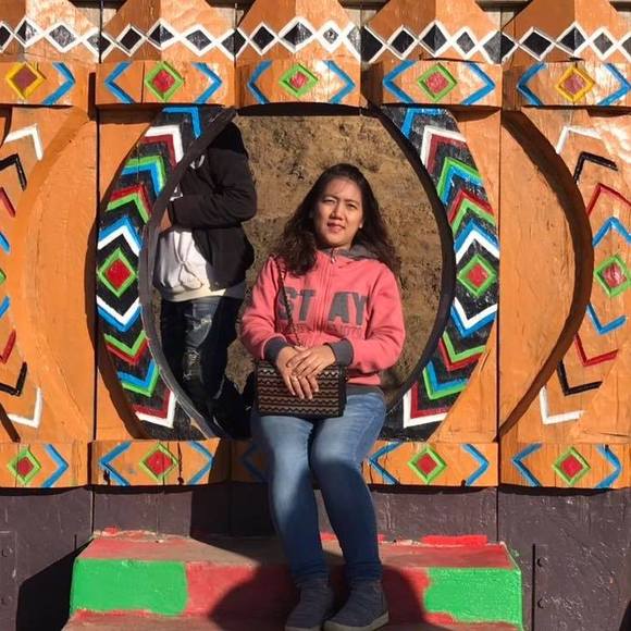 Profile Picture of Zin Don donnoe (@julydon) on Poshmark