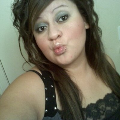 Profile Picture of Cindy Caldera (@GuErRaCiNdY) on Twitter