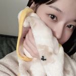 Profile Picture of 신유나 (@bluffin_g) on Instagram