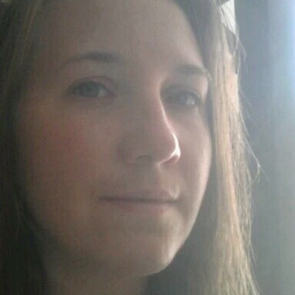 Profile Picture of Kara Saghir (@ksaghir) on Poshmark