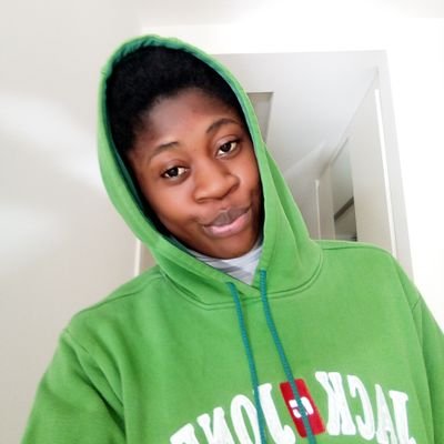 Profile Picture of Flora Denis (@FloraDenis8) on Twitter