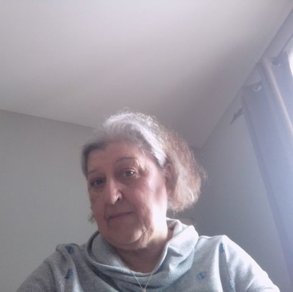 Profile Picture of Lise Bougie (@bougie_lise) on Poshmark