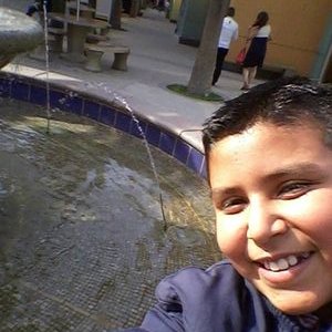 Profile Picture of Axel Isaac Verdugo (@axel_verdugo27) on Twitter