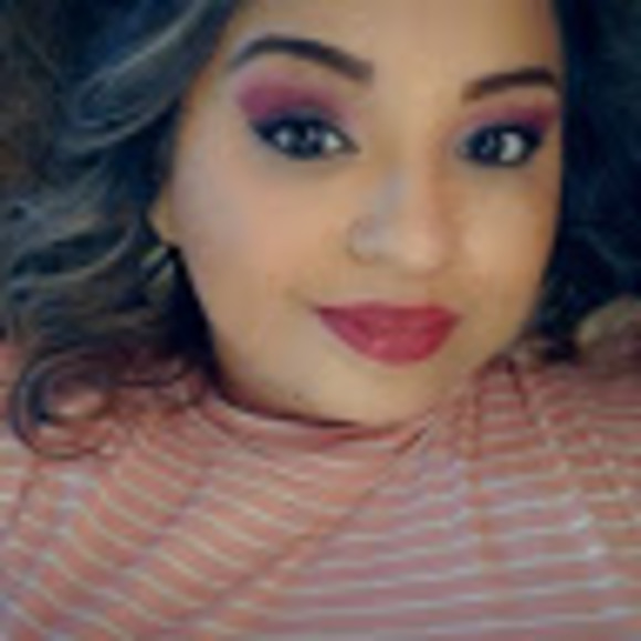 Profile Picture of Kristy Gonzalez (@kristygonzal704) on Poshmark