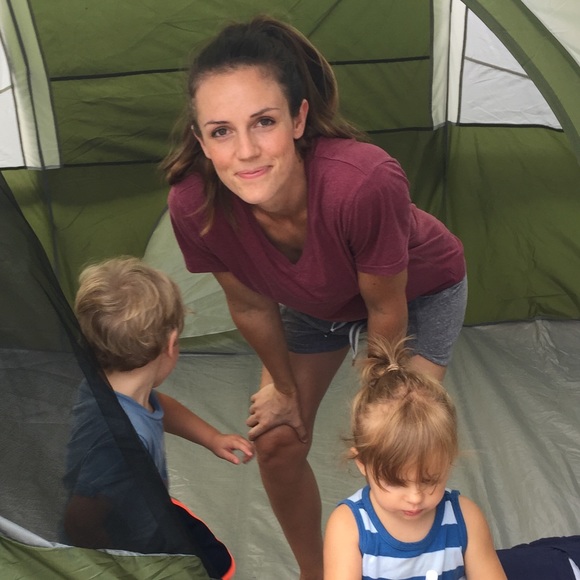 Profile Picture of Cassandra Giddings (@cgiddings84) on Poshmark