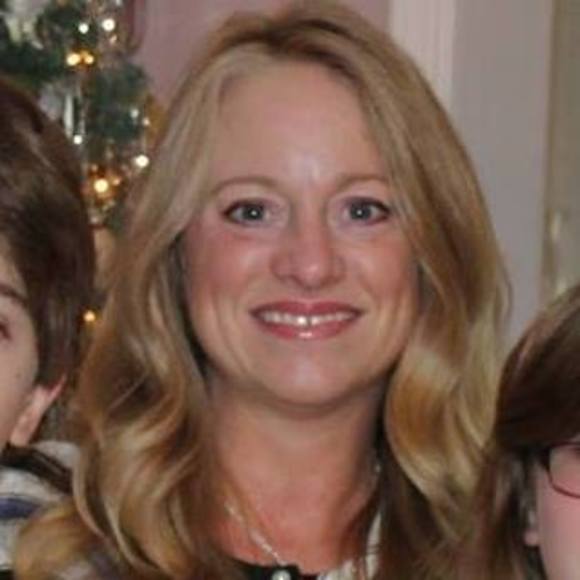 Profile Picture of Sherry Capano (@sherrylee16) on Poshmark