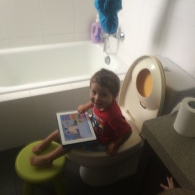 Profile Picture of Tom Rabbitt (@TomRabbittELL) on Twitter