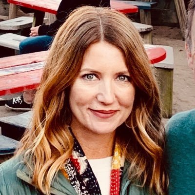 Profile Picture of Julia Killian (@JuliaWKillian) on Twitter
