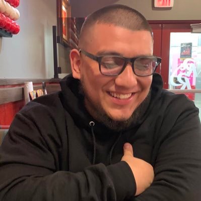 Profile Picture of J (@joserosa_98) on Twitter