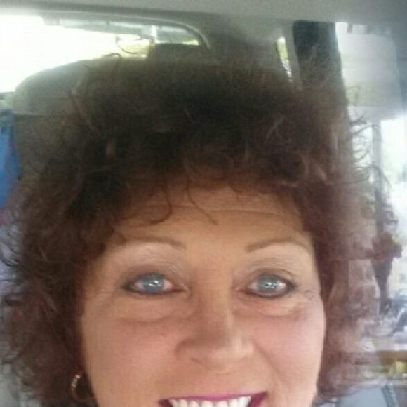 Profile Picture of Melody Harp-townsend (@melcapharp) on Poshmark