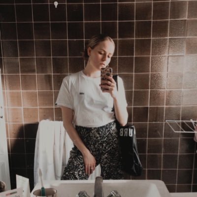Profile Picture of Cassandra Leigh Julian (@Cassyyjulian) on Twitter