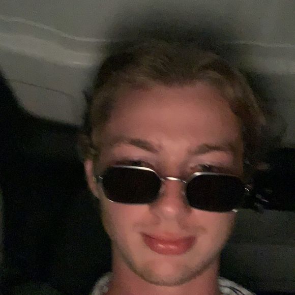 Profile Picture of Mark Alexander (@markdalexander) on Poshmark