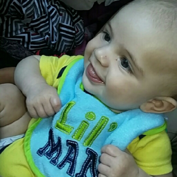 Profile Picture of Tori Vanluven (@ilovemyson2216) on Poshmark