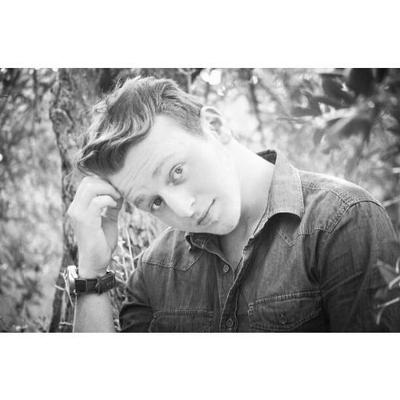 Profile Picture of Herman Sutton (@ee3jl_B5T) on Twitter