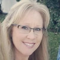 Profile Picture of Kim Strauss (@kstraussmom) on Twitter