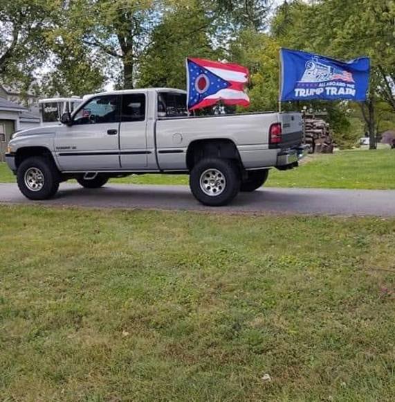 Profile Picture of David Cornett (@davidcornett928) on Poshmark