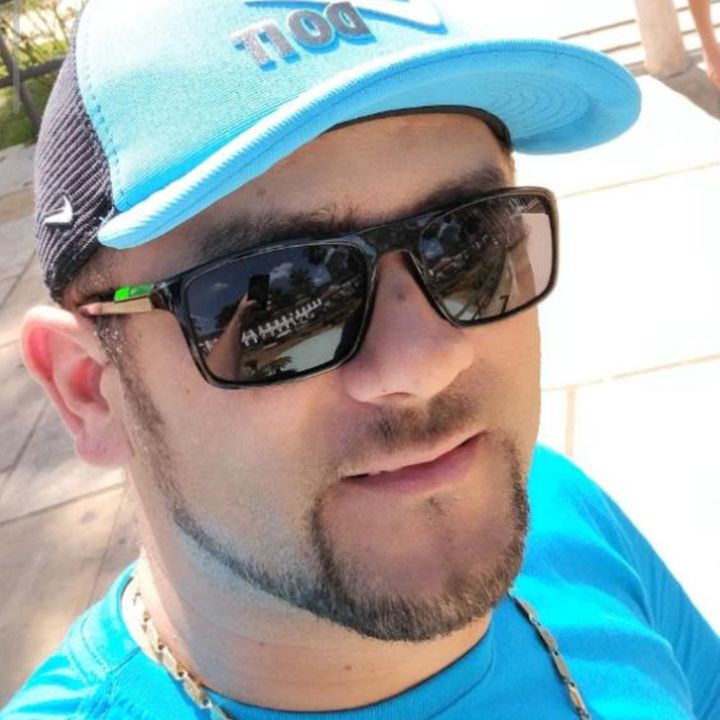 Profile Picture of Jonathan Reichmann (@@jonathanreichmann) on Tiktok