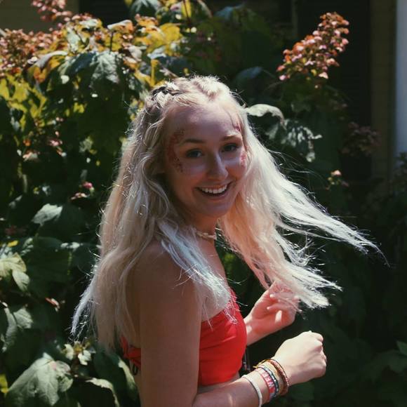 Profile Picture of Abigail Recktenwald (@a_recktenwald) on Poshmark