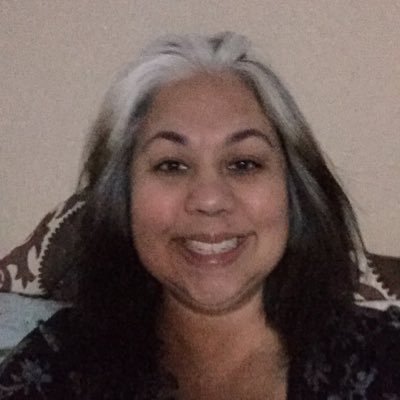 Profile Picture of Linda Cheatham (@LeeeeendaC) on Twitter