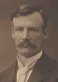 Profile Picture of Lee Batcheloron Wikipedia