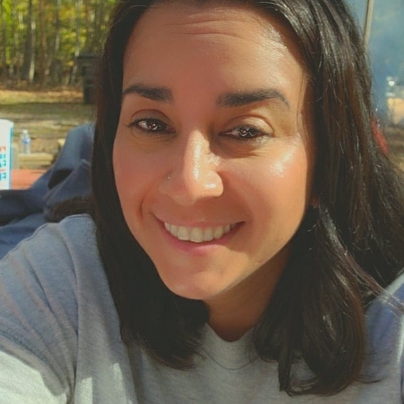 Profile Picture of Rudi Ceppaglia (@rudiceppaglia) on Poshmark