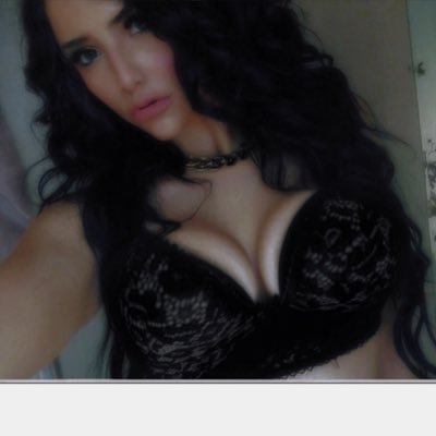 Profile Picture of Vivian Irene Torrez (@VivianIreneee) on Twitter